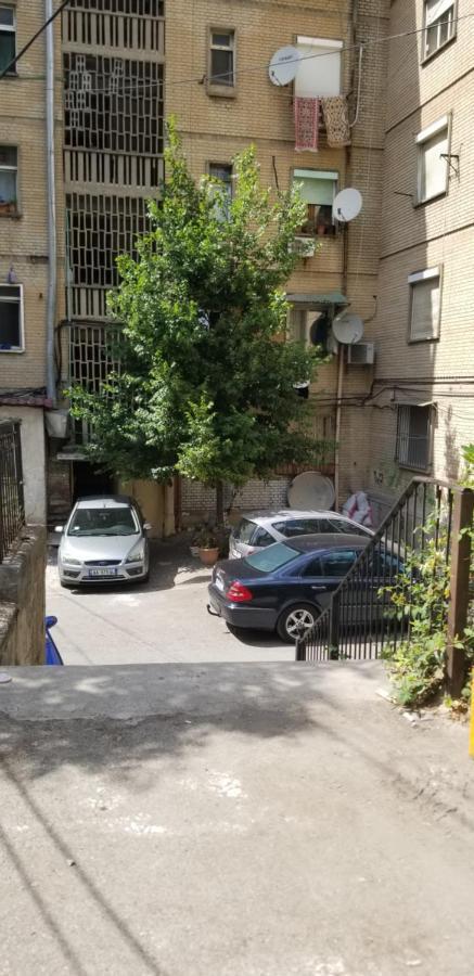 Spacious And Cozy - Ajia Tirana